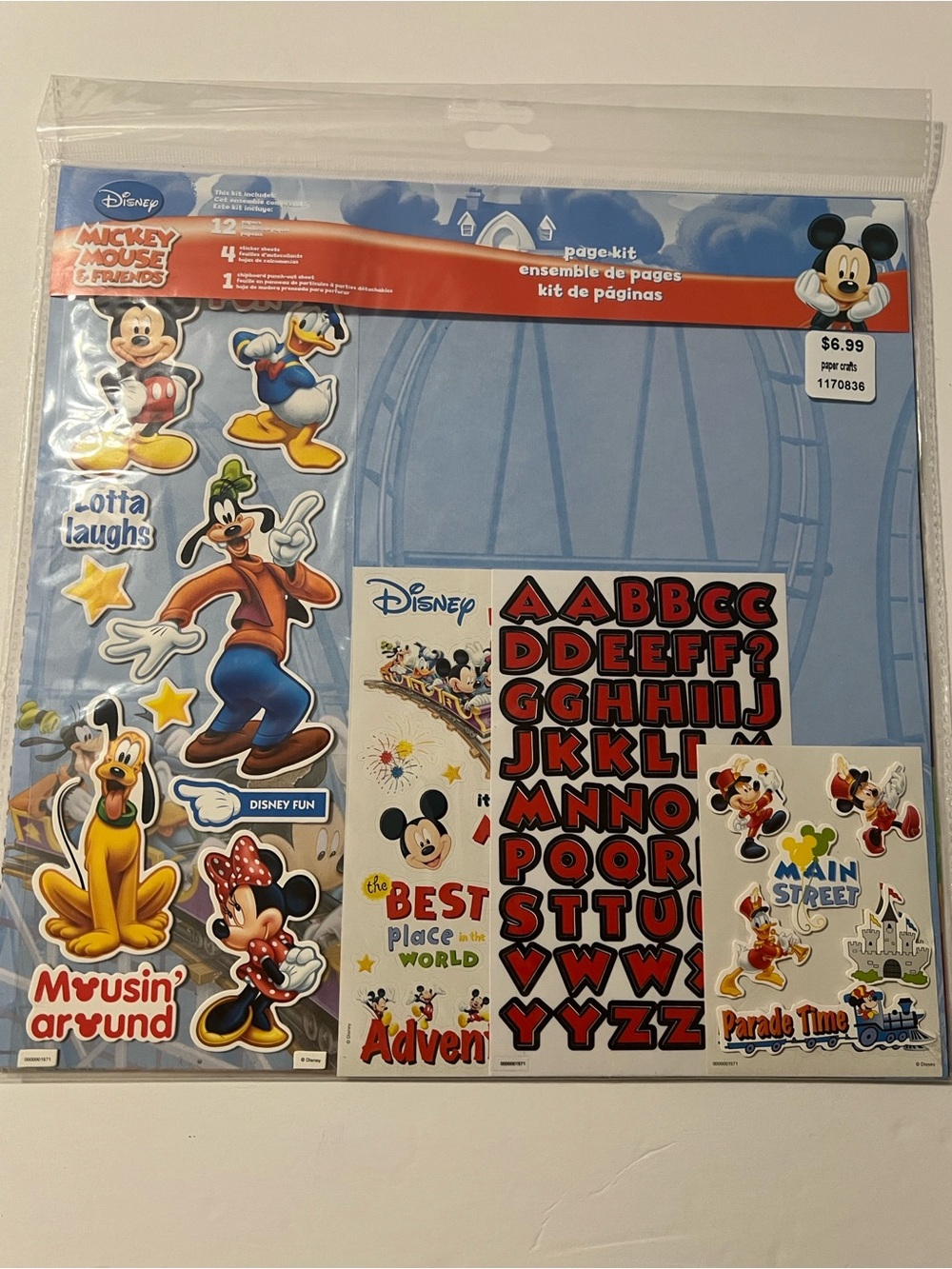 NIP Sandylion Disney Mickey Mouse & Friends 12x12 Scrapbook Page Kit
